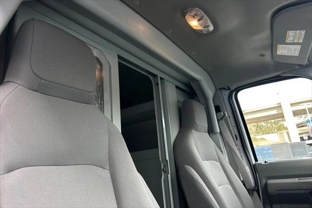 2026 Ford E-350 Cutaway E-Series Cutaway