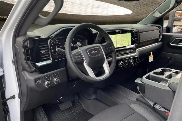 2026 GMC Sierra 2500HD Double Cab, Standard Bed, SLE, RWD