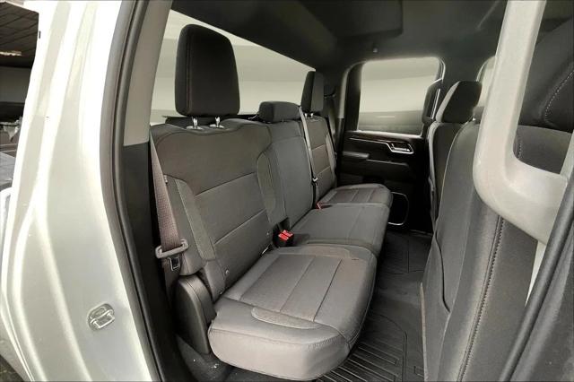 2026 GMC Sierra 2500HD Double Cab, Standard Bed, SLE, RWD