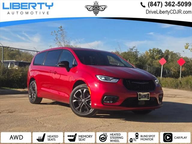 2026 Chrysler Pacifica Select AWD for sale in Libertyville, IL