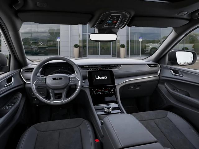 2025 Jeep Grand Cherokee L Altitude X 4x4