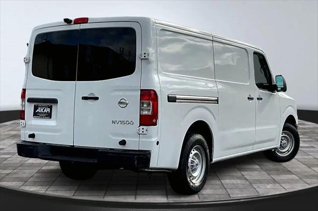 2017 Nissan 1500 S V6