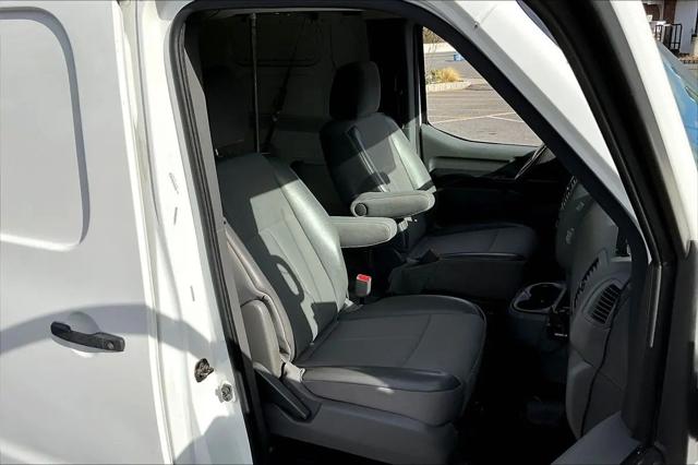2017 Nissan 1500 S V6
