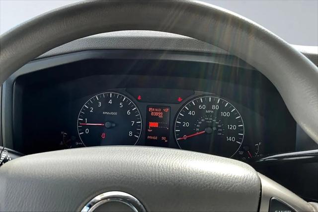 2017 Nissan 1500 S V6