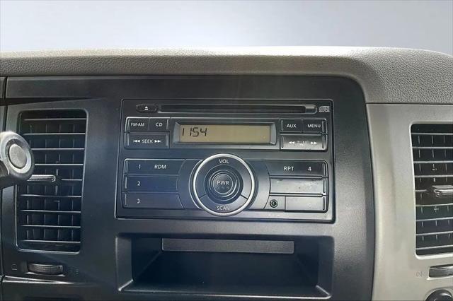 2017 Nissan 1500 S V6