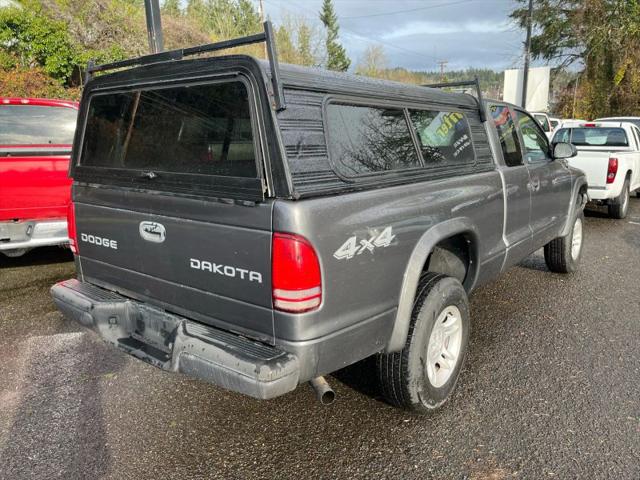 2004 Dodge Dakota Base