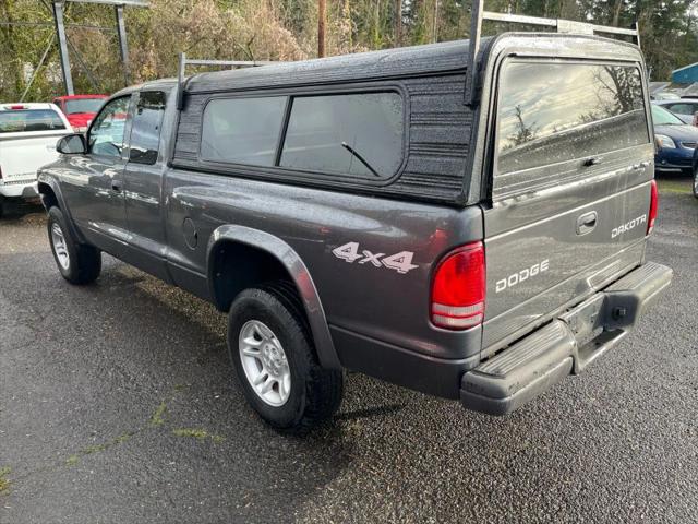 2004 Dodge Dakota Base
