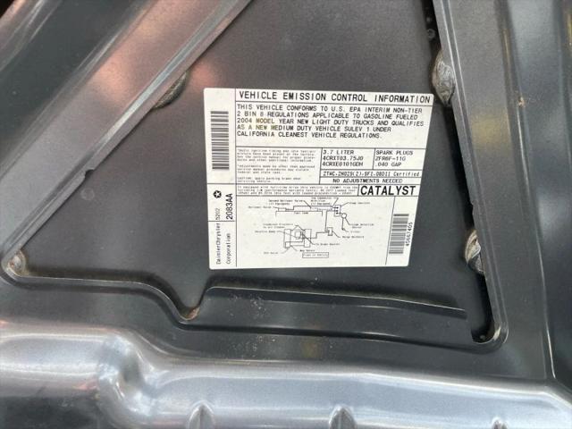 2004 Dodge Dakota Base