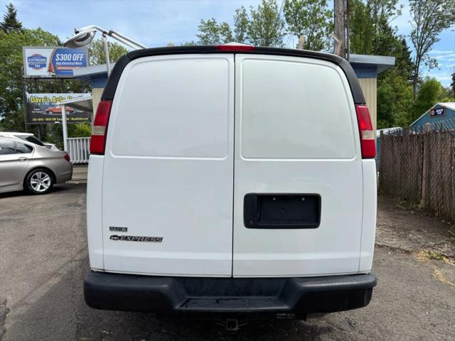 2010 Chevrolet Express Work Van