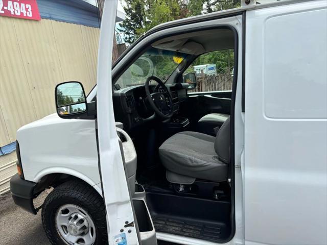 2010 Chevrolet Express Work Van