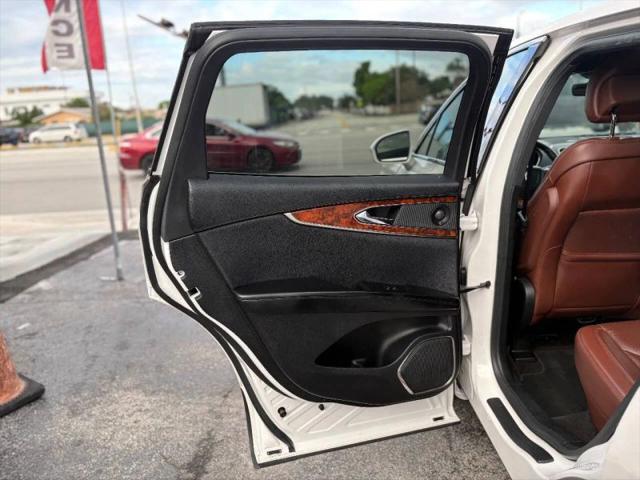 2019 Lincoln Nautilus Reserve