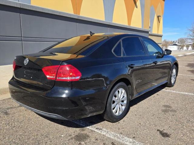 2014 Volkswagen Passat 2.5L Wolfsburg Edition