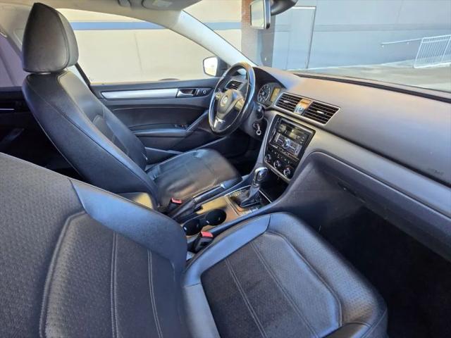 2014 Volkswagen Passat 2.5L Wolfsburg Edition
