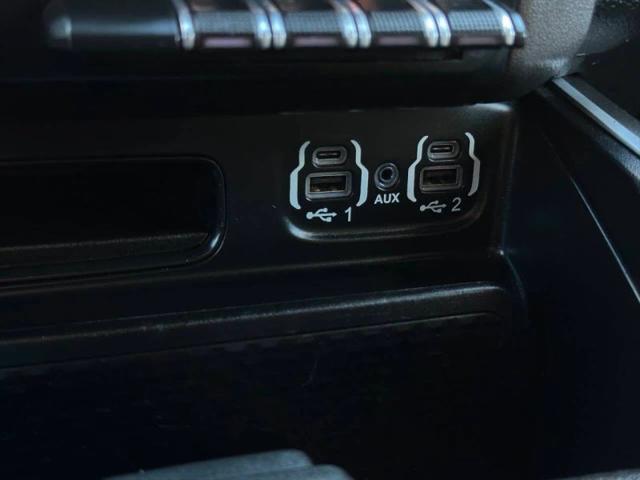 2021 Ram 1500 Big Horn Crew Cab 4x4 5'7" Box
