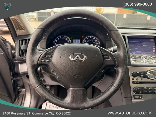 2015 INFINITI Q40 Base