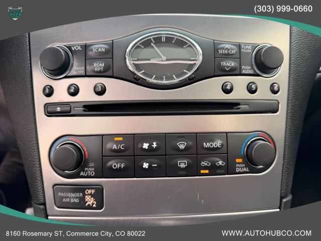 2015 INFINITI Q40 Base