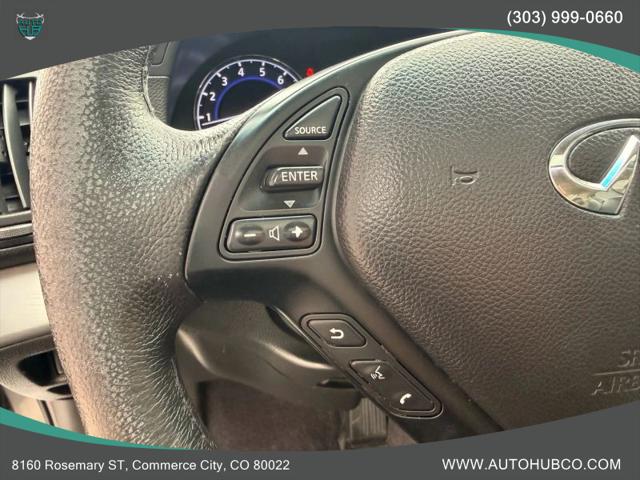 2015 INFINITI Q40 Base