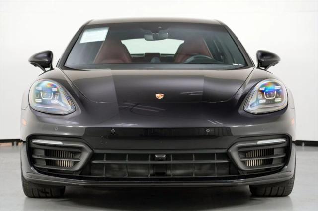2022 Porsche Panamera E-Hybrid 4