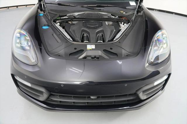 2022 Porsche Panamera E-Hybrid 4