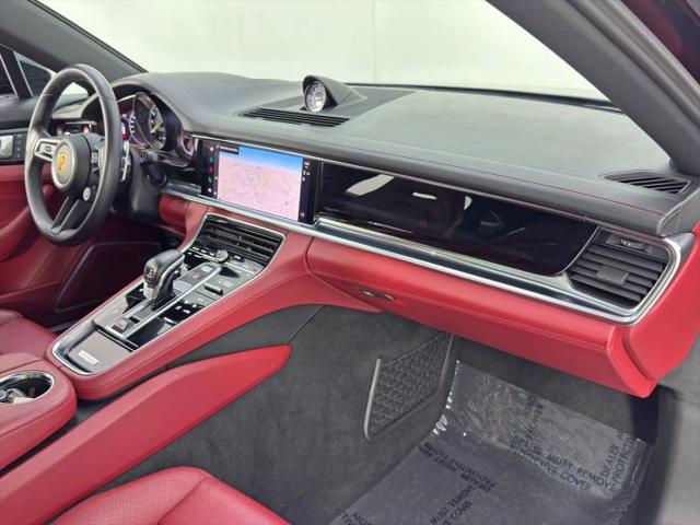 2022 Porsche Panamera E-Hybrid 4
