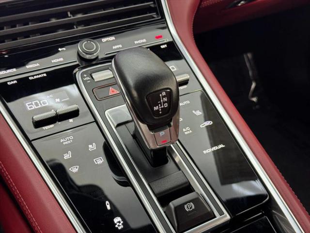 2022 Porsche Panamera E-Hybrid 4