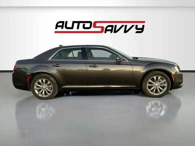 2021 Chrysler 300 Touring L AWD