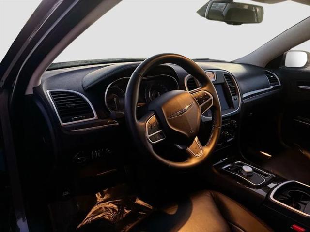 2021 Chrysler 300 Touring L AWD
