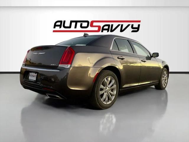 2021 Chrysler 300 Touring L AWD