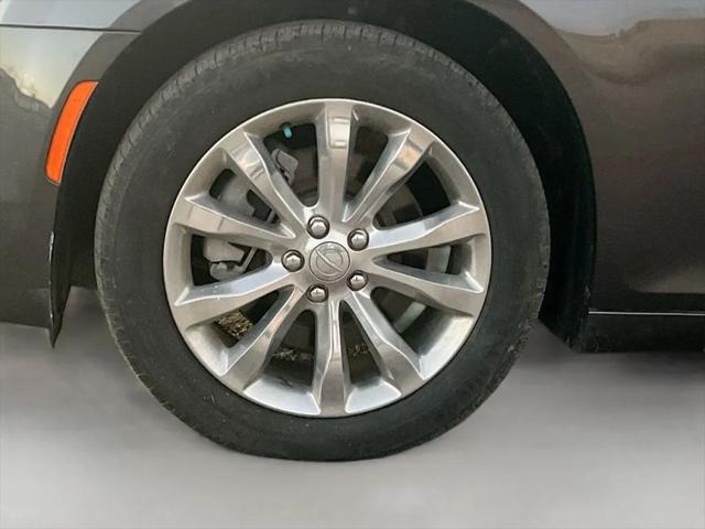 2021 Chrysler 300 Touring L AWD