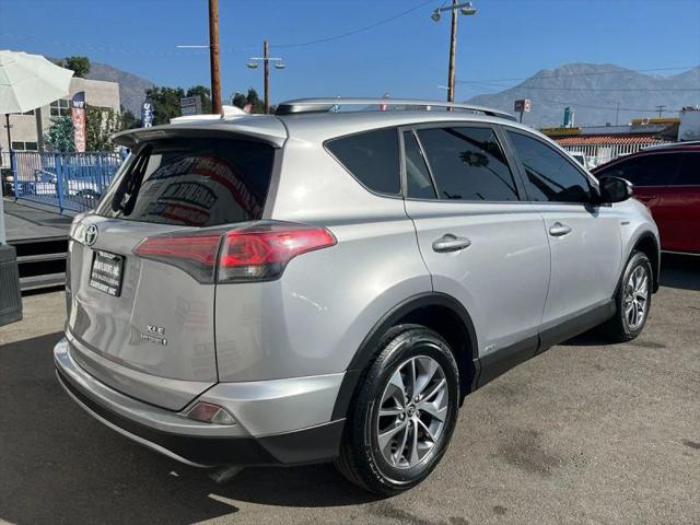 2017 Toyota RAV4 Hybrid XLE