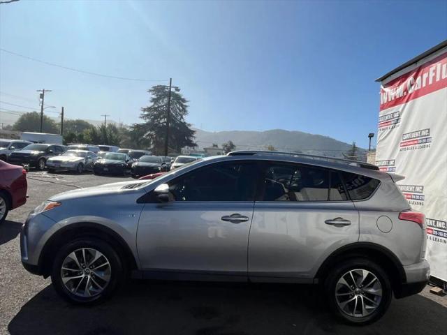 2017 Toyota RAV4 Hybrid XLE