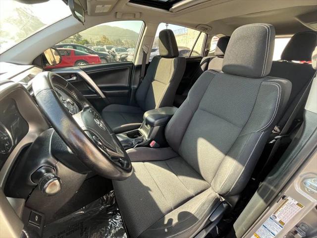 2017 Toyota RAV4 Hybrid XLE