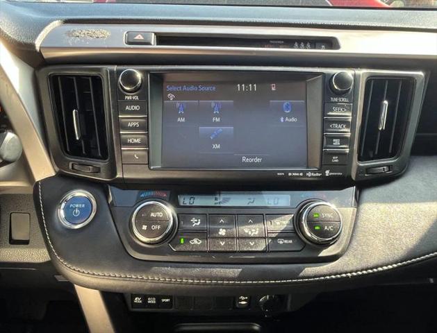2017 Toyota RAV4 Hybrid XLE