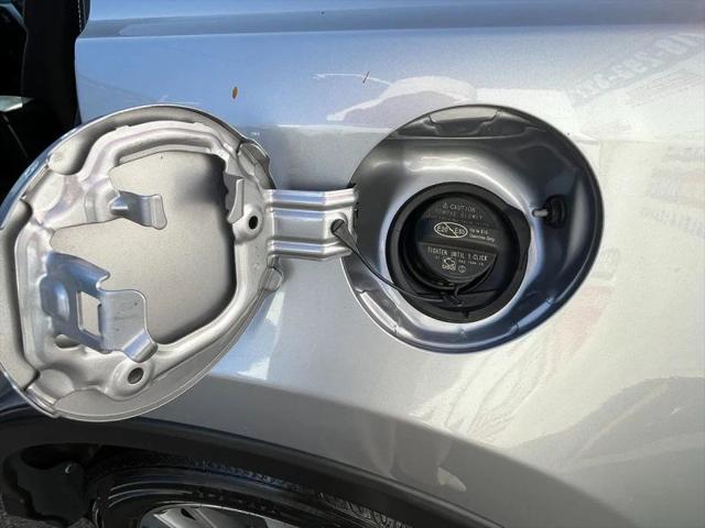 2017 Toyota RAV4 Hybrid XLE