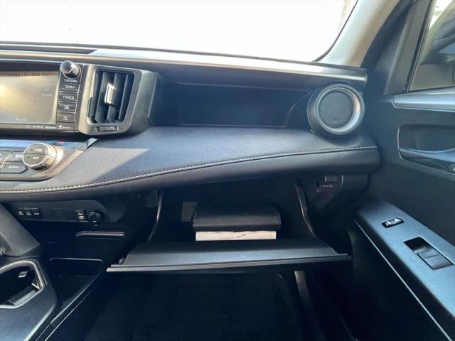 2017 Toyota RAV4 Hybrid XLE