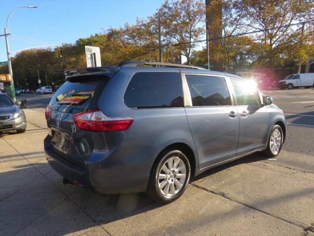 2016 Toyota Sienna XLE 7 Passenger