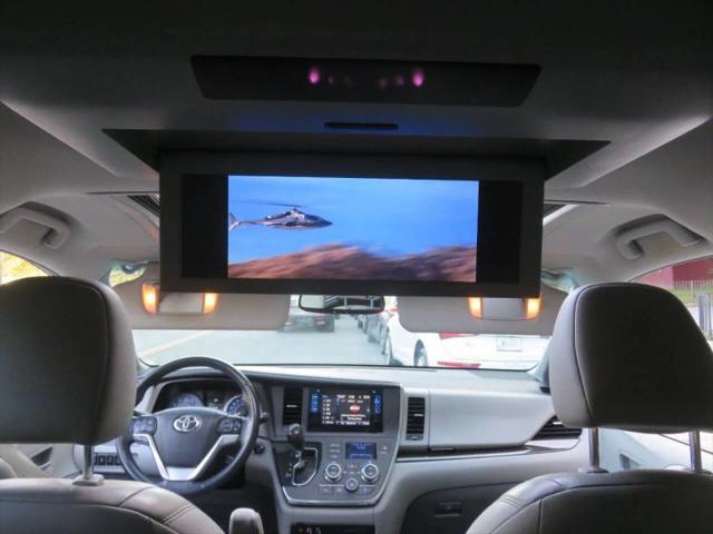 2016 Toyota Sienna XLE 7 Passenger
