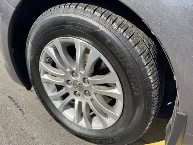 2016 Toyota Sienna XLE 8 Passenger