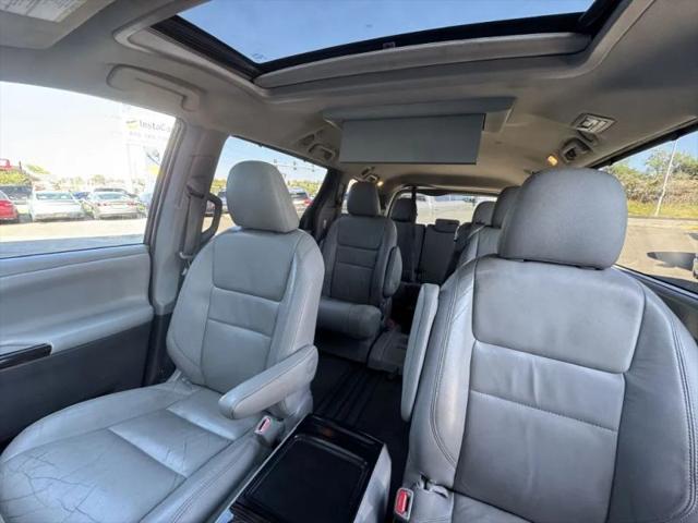 2016 Toyota Sienna XLE 8 Passenger