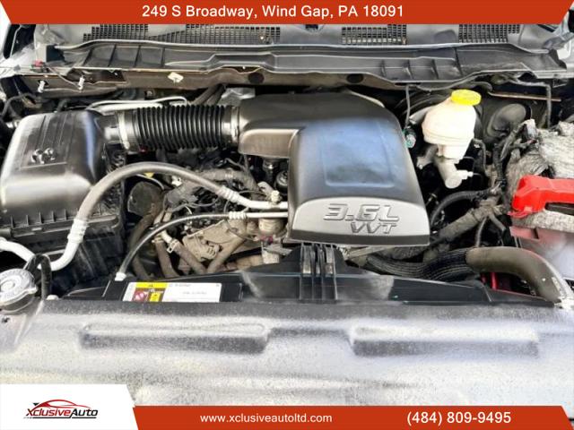 2018 Ram 1500 Express Crew Cab 4x4 5'7" Box