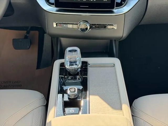 2026 Volvo XC90 Plug-In Hybrid Plus, T8 AWD, Electric/Gasoline, Bright, 7 Seats