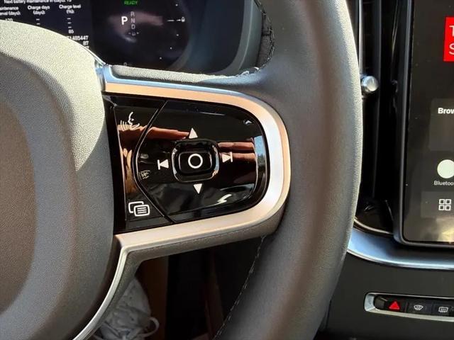 2026 Volvo XC90 Plug-In Hybrid Plus, T8 AWD, Electric/Gasoline, Bright, 7 Seats