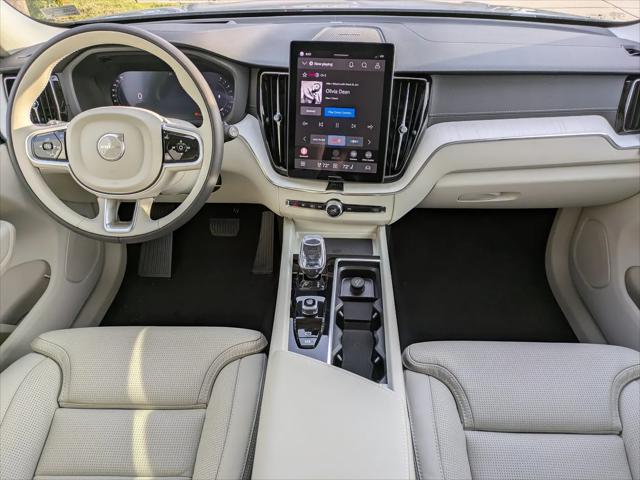 2026 Volvo XC60 B5 Ultra