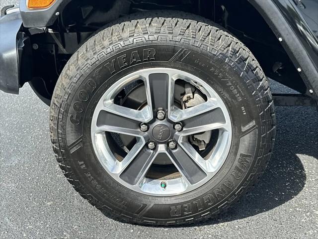 2022 Jeep Wrangler Unlimited Sahara 4x4