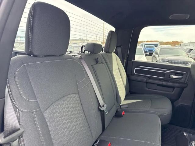 2026 Ram 2500 Big Horn Crew Cab 4x4 64 Box