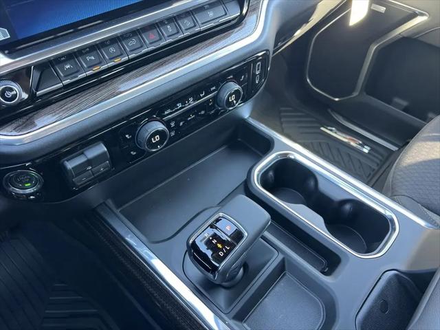2026 Chevrolet Silverado 1500 4WD Crew Cab Short Bed RST