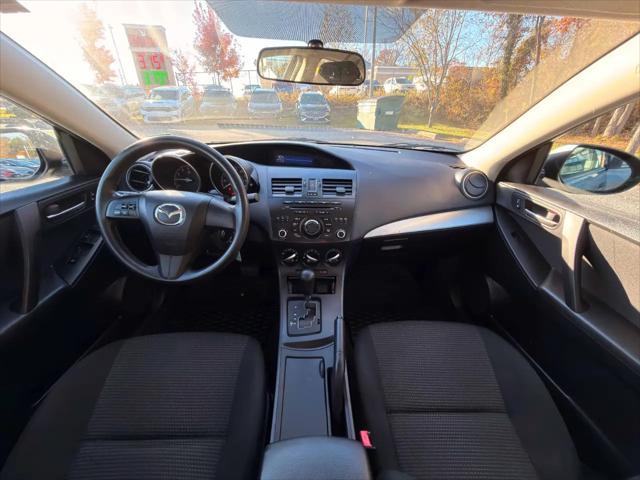 2013 Mazda Mazda3 i SV