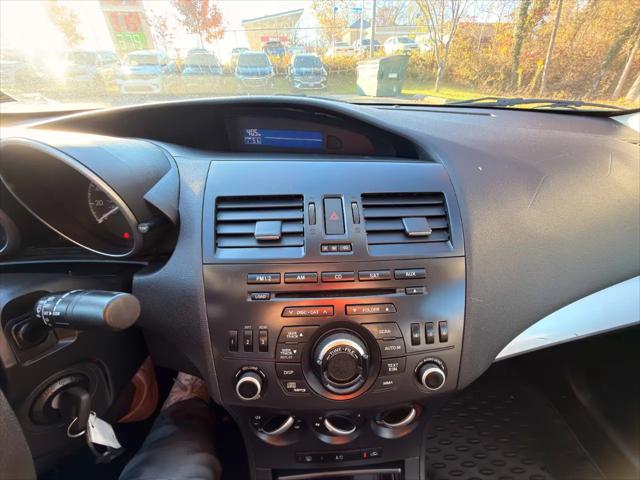 2013 Mazda Mazda3 i SV