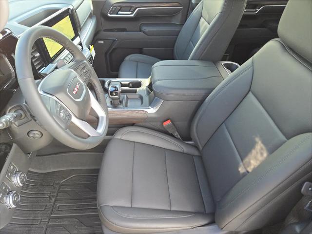 2026 GMC Sierra 1500 Crew Cab, Short Bed, SLT, 4WD