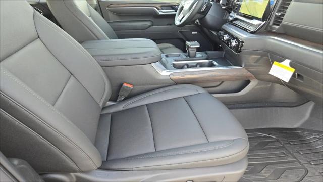 2026 GMC Sierra 1500 Crew Cab, Short Bed, SLT, 4WD